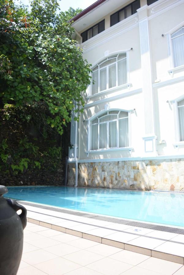 Centauria Hill Resort Ratnapura Extérieur photo